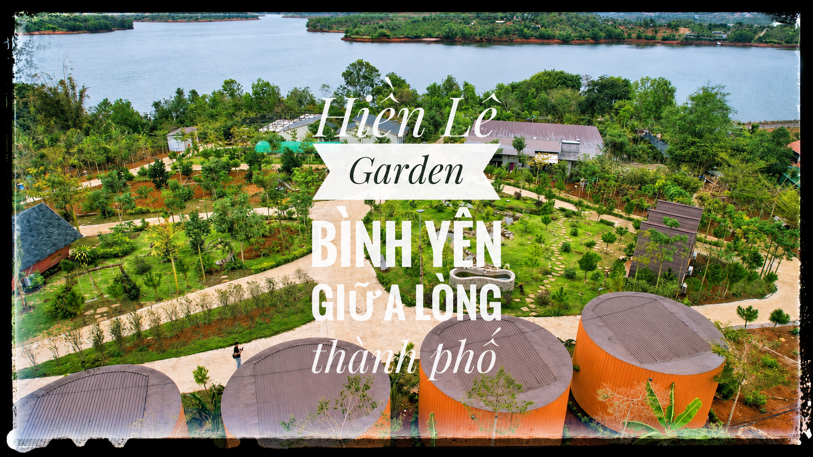 View hồ panorama từ trên cao